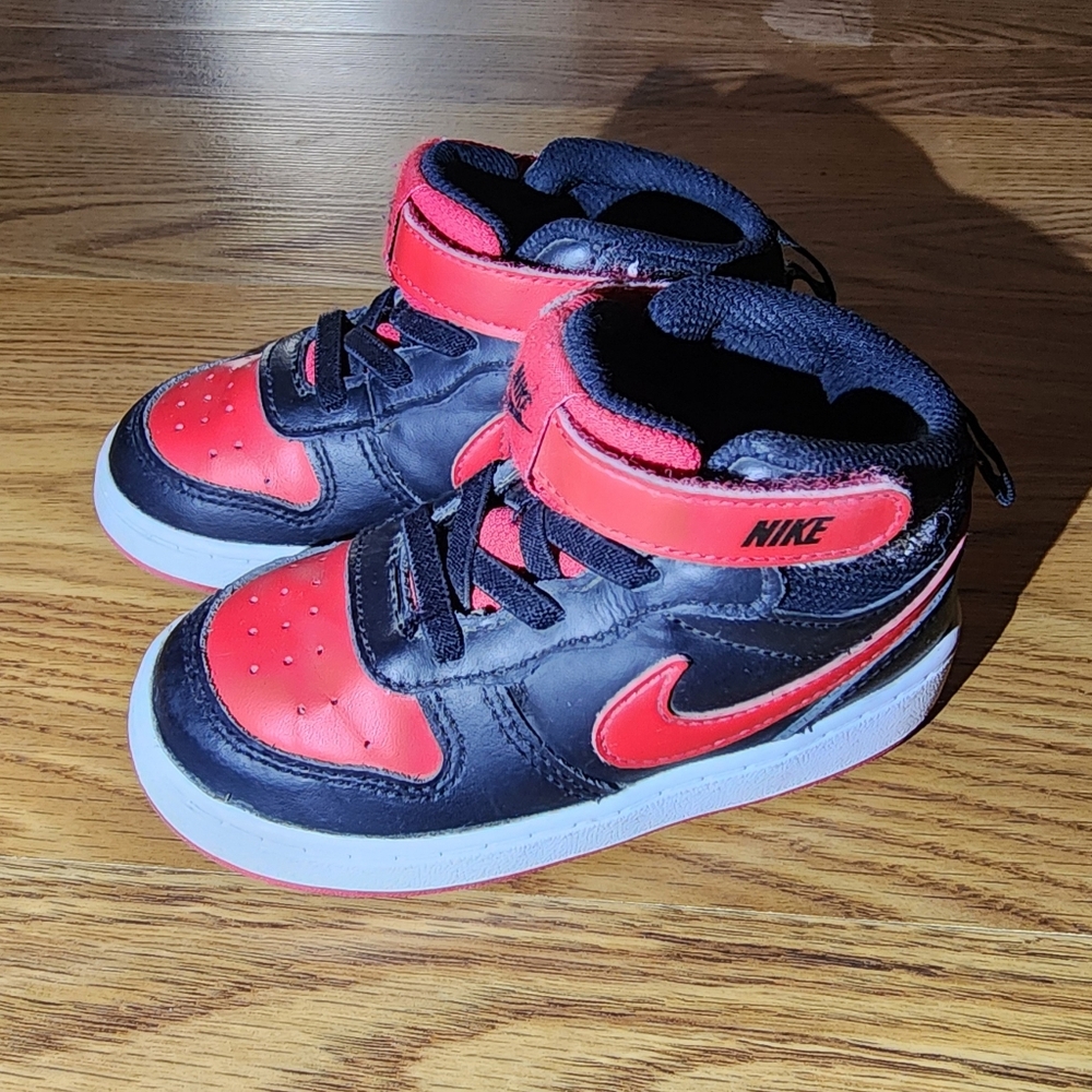Nike Dunks Shoes Sneakers Boy's 8c Black Red High Top Retro Baby